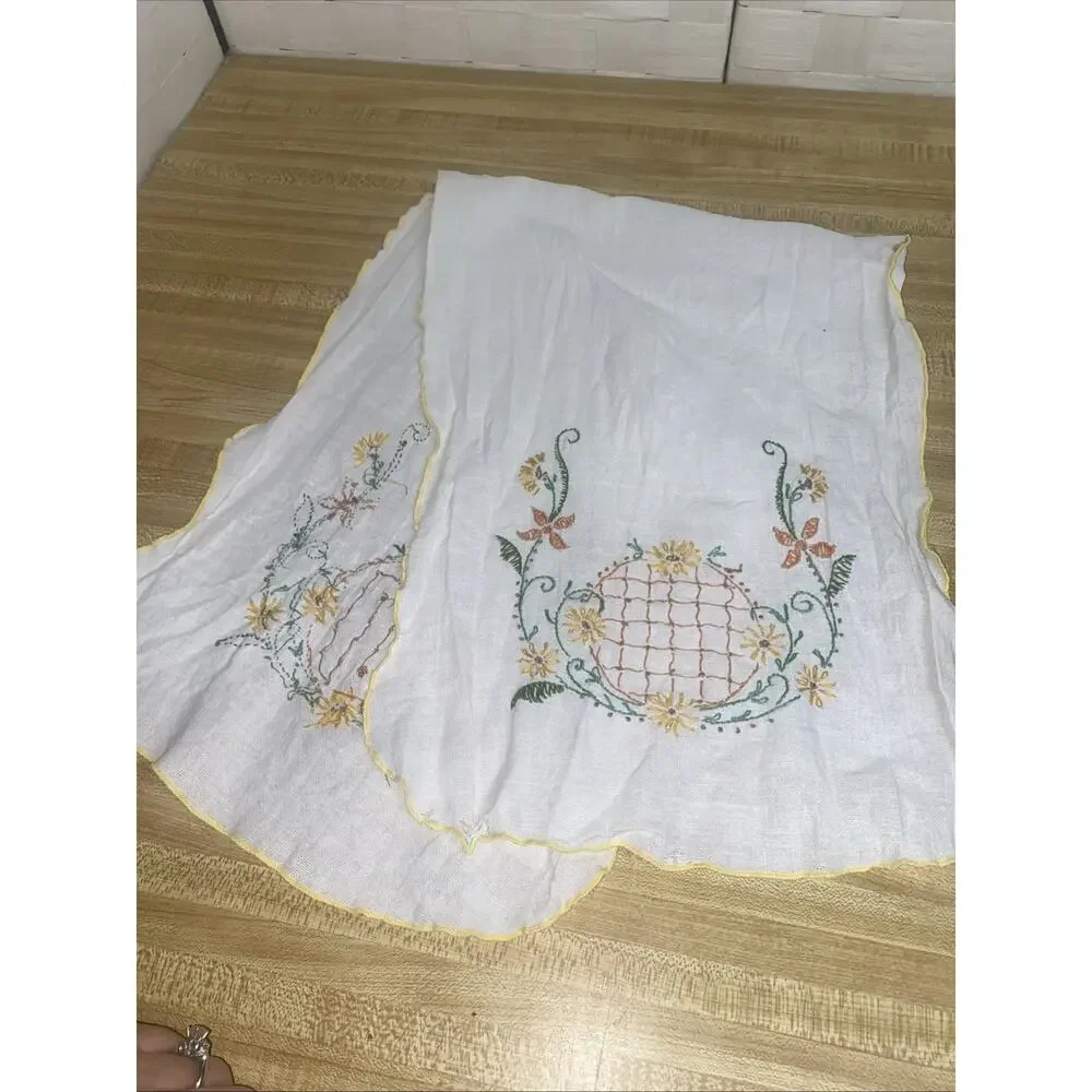 Vintage 1950s Hand Embroidered Table Runner Garden Flower 12.5” X 35”
